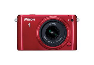 Nikon 1 S1 Digital Camera + 11-27.5mm Lens (Red)